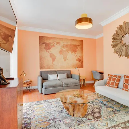 Lejlighed Spacious 1 Bedroom With A Parking Spot In Chiado *